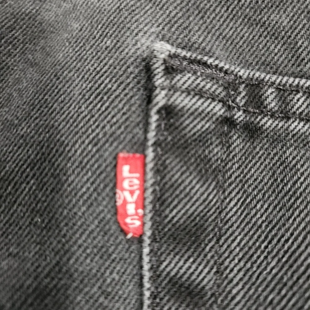 Vintage Levis 505 Jeans Men 36x30 Black Faded Paint Y2K Grunge‎ Straight Leg